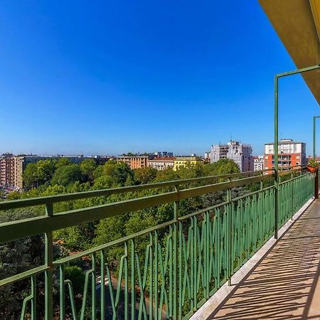 Sunny & Updated Flat With Panoramic City View 50M From M4 Stop Milán Exteriér fotografie