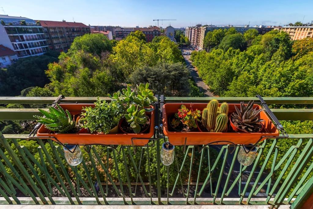 Sunny & Updated Flat With Panoramic City View 50M From M4 Stop Milán Exteriér fotografie