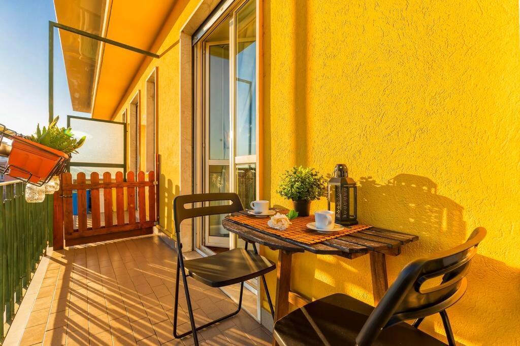Sunny & Updated Flat With Panoramic City View 50M From M4 Stop Milán Exteriér fotografie