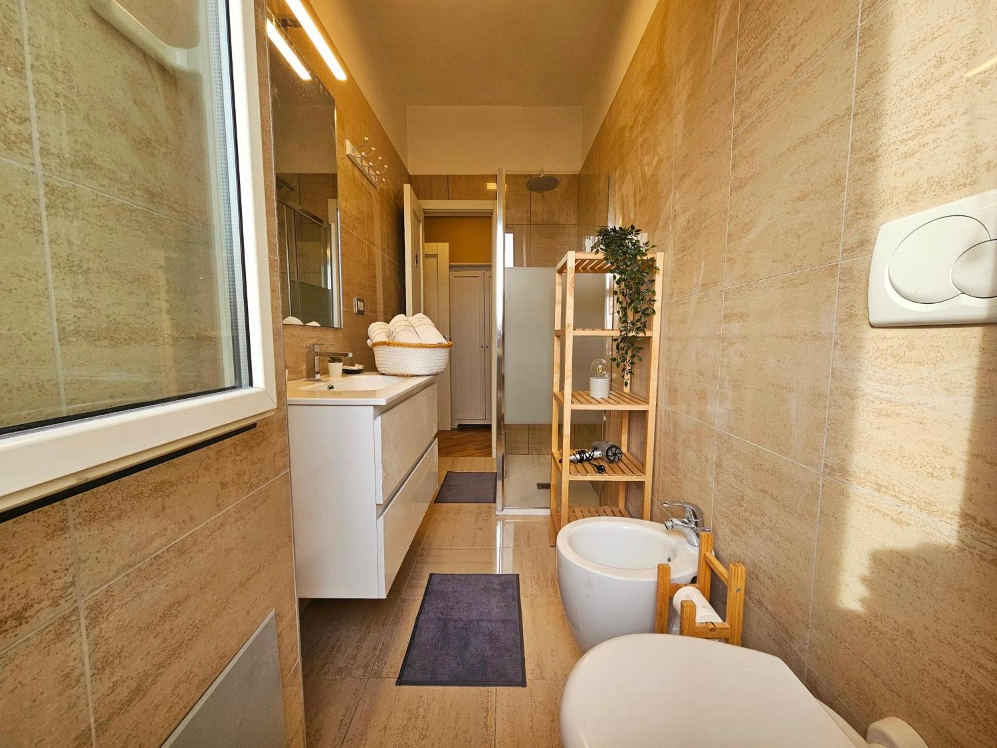 Sunny & Updated Flat With Panoramic City View 50M From M4 Stop Milán Exteriér fotografie